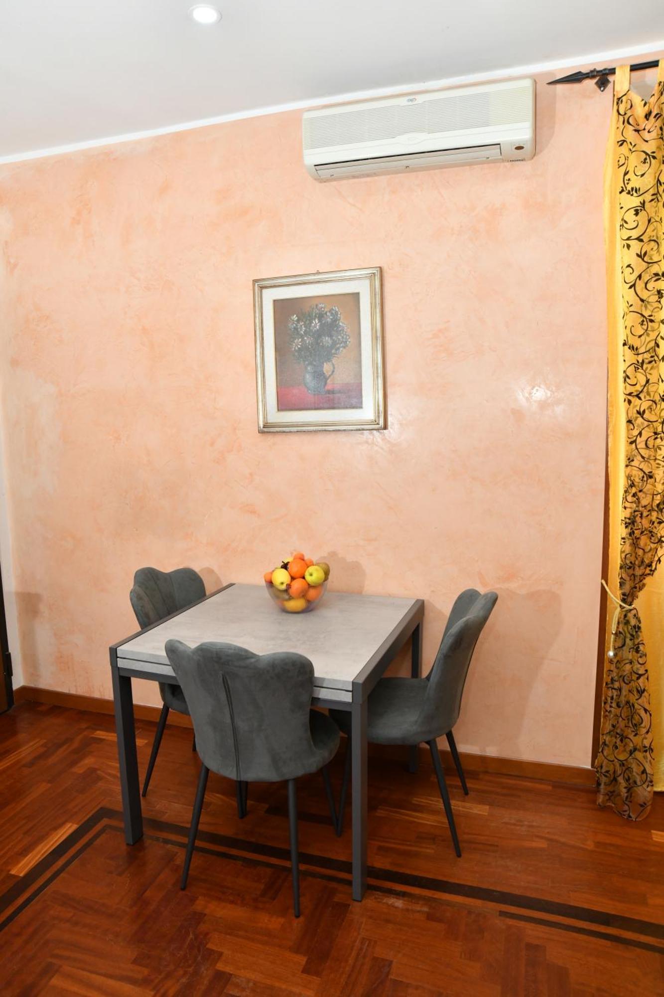 Roma18 Apartment Exterior photo